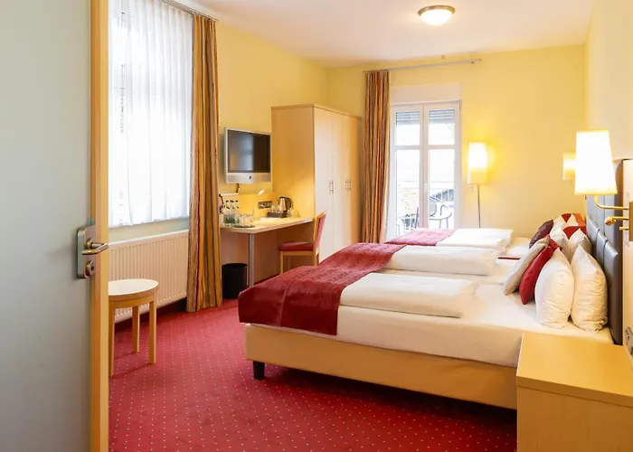 בית הארחה An Der Eiche קולמבאך